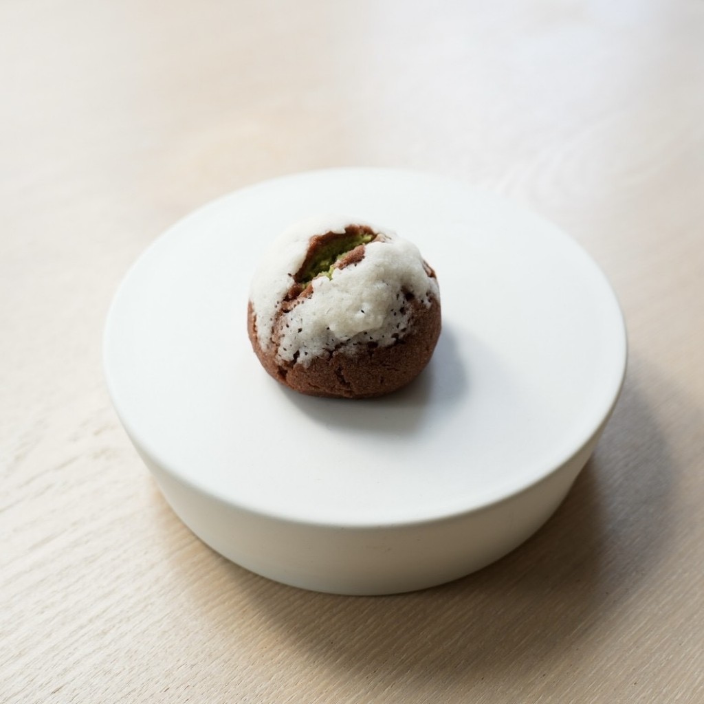 81C28D53-BC51-42E0-9DBA-2BFB6C8CBF31